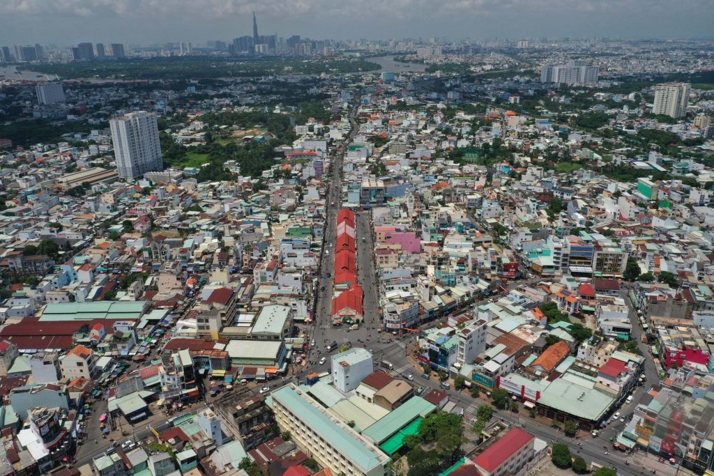 có nên mua nhà quận thủ đức